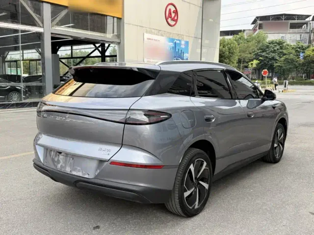 BYD Sealion 06 — Фото автомобиля 2