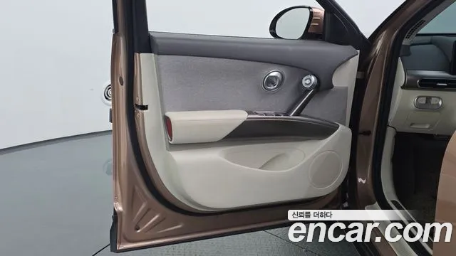 Genesis GV60 — Фото автомобиля 13