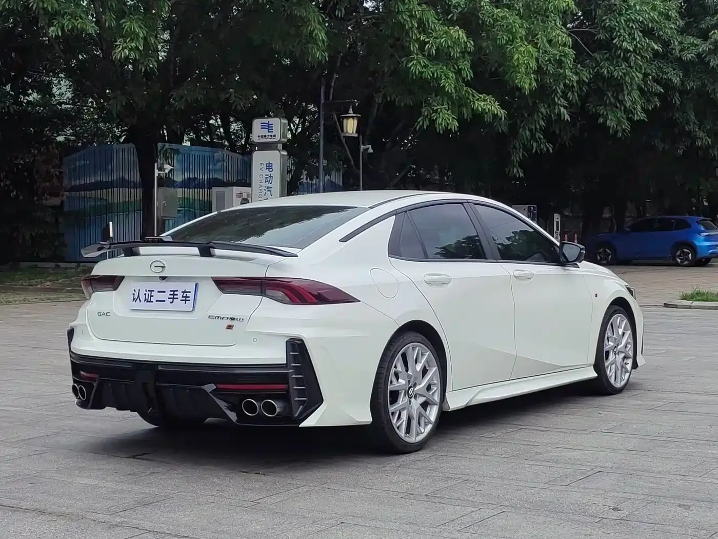 GAC Trumpchi Trumpchi Emkoo 2023 400T Auto R MAX — Фото автомобиля 12