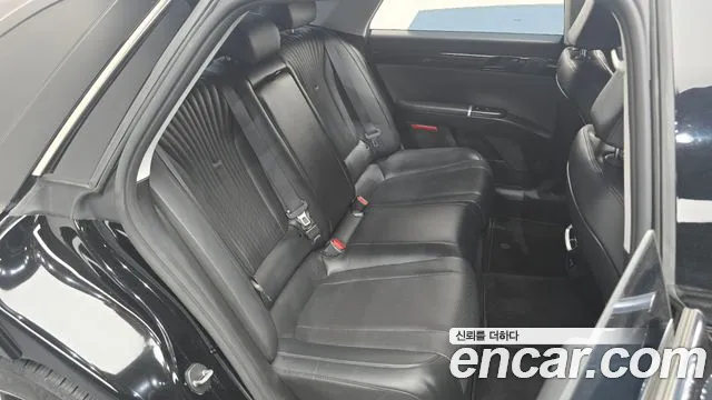 Hyundai Grandeur Grandeur (GN7) 2.5 Бензин 2WD — Фото автомобиля 8