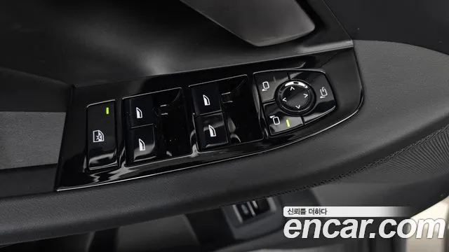 BMW 5-Series — Фото автомобиля 20