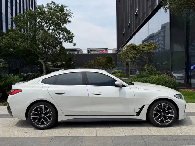 BMW 4 Series — Фото автомобиля 4