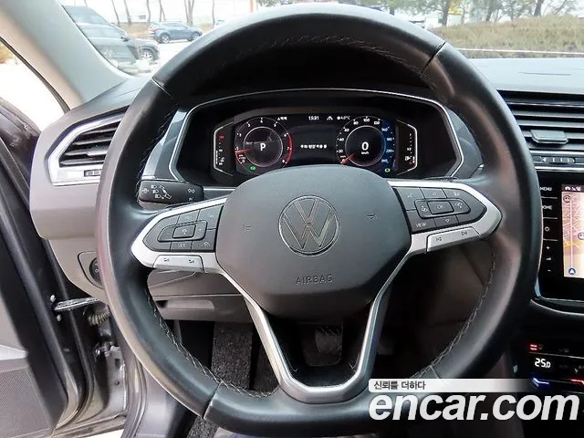 Volkswagen Tiguan — Фото автомобиля 8
