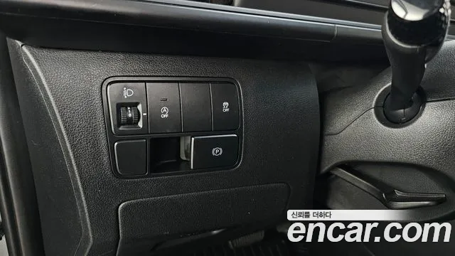 Hyundai Staria Staria Карго 3 места — Фото автомобиля 16