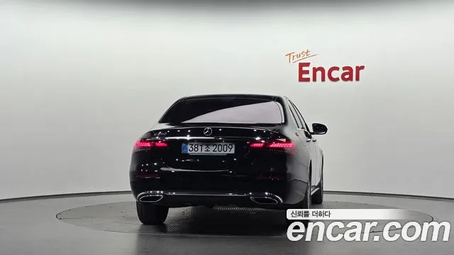 Mercedes-Benz E-Class W213 — Фото автомобиля 4