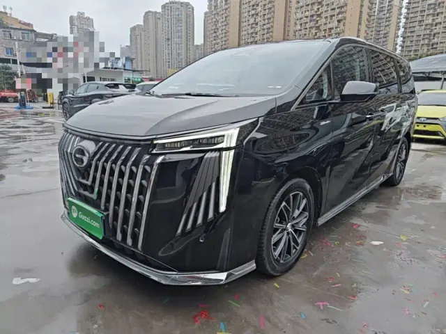 Фотография автомобиля — GAC Trumpchi M8