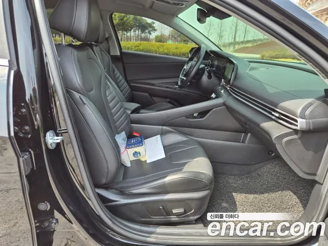 Hyundai AVANTE Новый Avante (CN7) — Фото автомобиля 19