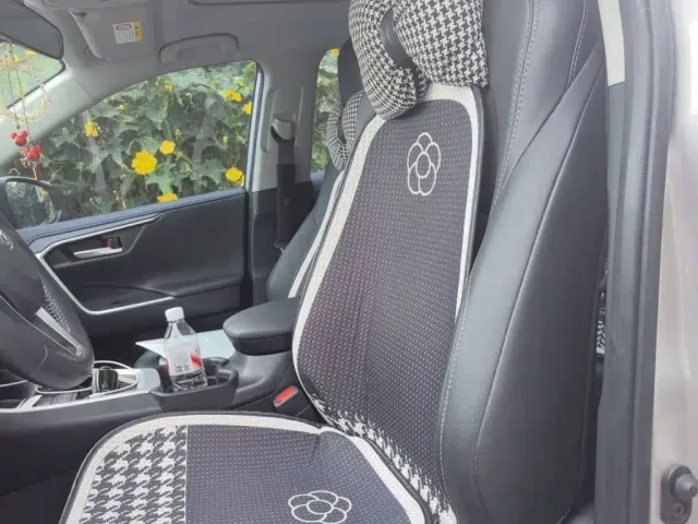 Toyota Wildlander — Фото автомобиля 11