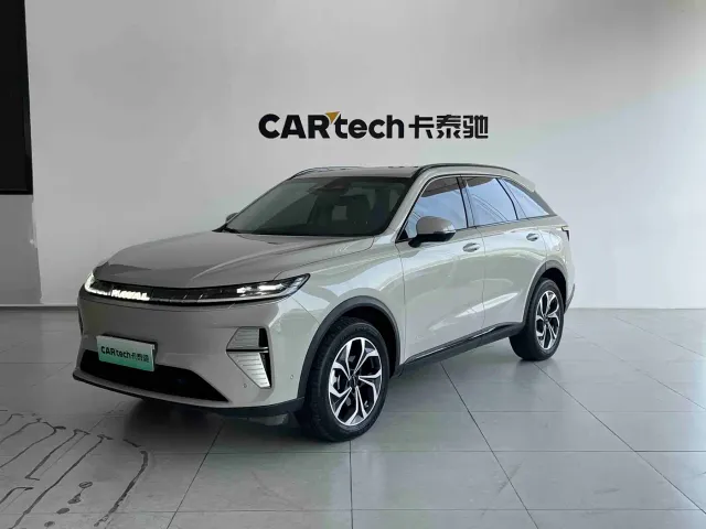 Фотография автомобиля — Haval Xiaolong MAX