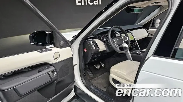 Land Rover Discovery — Фото автомобиля 10