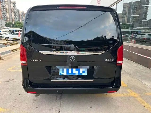 Mercedes-Benz V-Class — Фото автомобиля 9