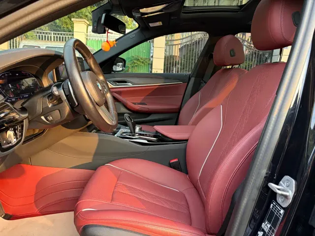 BMW 5 Series — Фото автомобиля 7