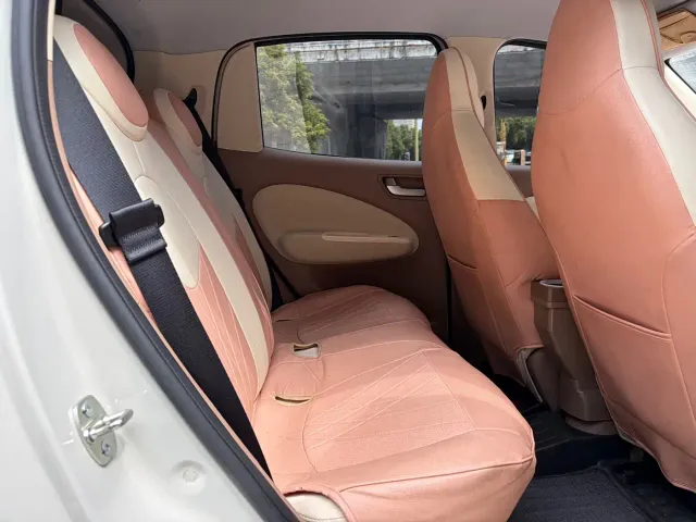 Wuling Hongguang Mini EV — Фото автомобиля 11