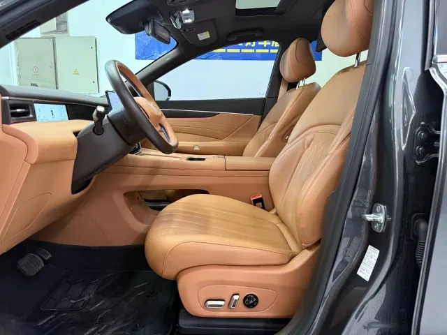 Dongfeng Aeolus L8 — Фото автомобиля 7