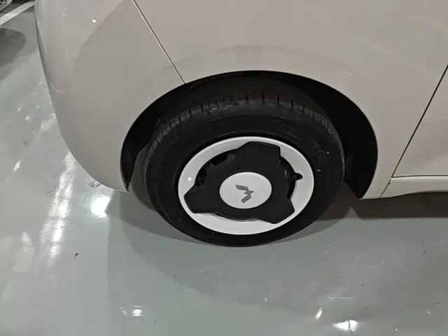 Wuling Hongguang Mini EV — Фото автомобиля 22
