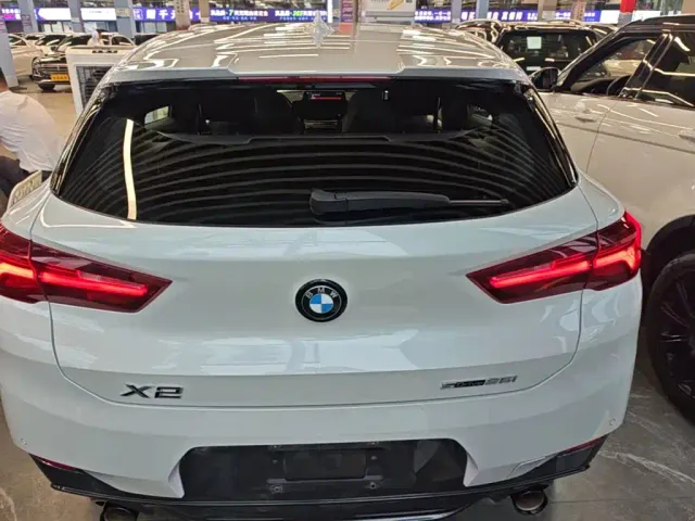 BMW X2 — Фото автомобиля 5