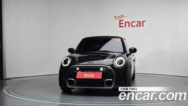 MINI Cooper — Фото автомобиля 3
