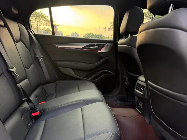 Cadillac CT5 — Фото автомобиля 12