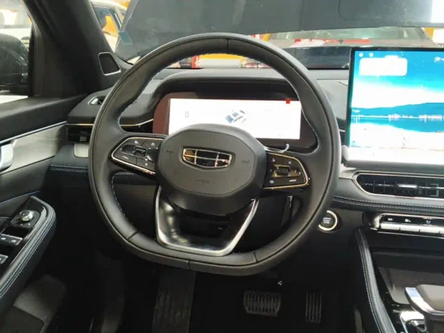 Geely Xingrui — Фото автомобиля 10