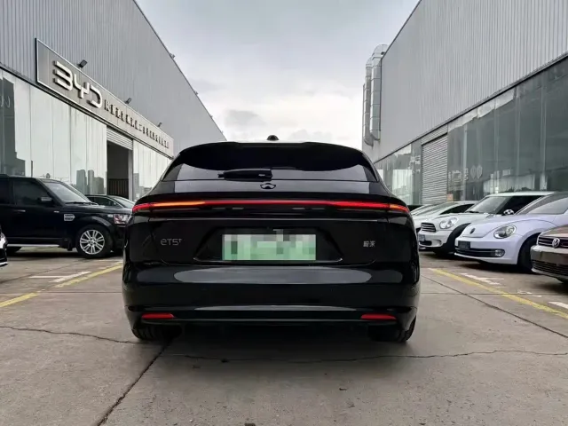 Nio ET5 Touring — Фото автомобиля 8
