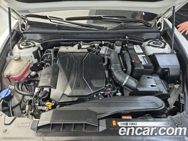 Hyundai Grandeur GN7 — Фото автомобиля 5