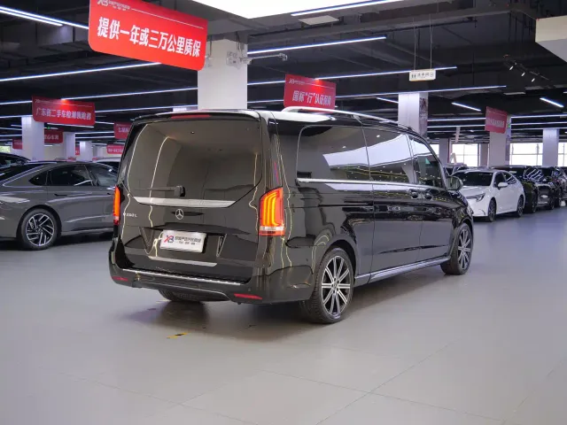 Mercedes-Benz V-Class — Фото автомобиля 7