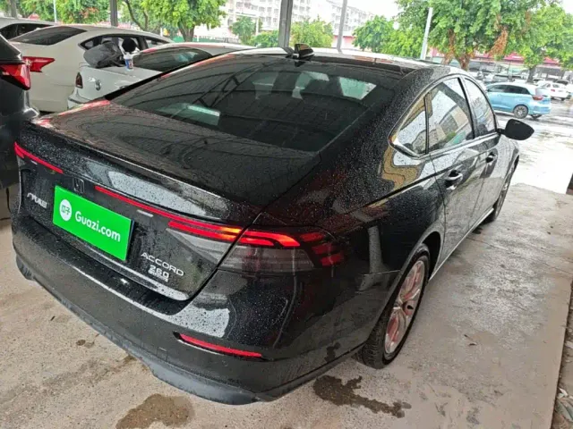 Honda Accord — Фото автомобиля 6