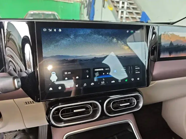 Leapmotor C11 — Фото автомобиля 12