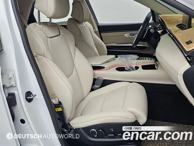 Genesis GV70 — Фото автомобиля 10