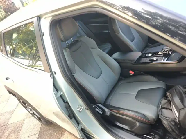 Geely Boyue — Фото автомобиля 24