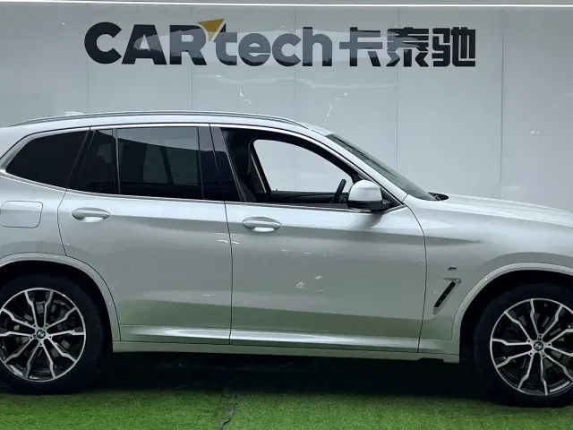 BMW X3 — Фото автомобиля 3