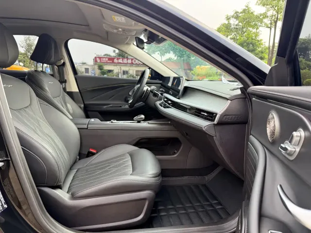 Chery Arrizo 8 2024 High Performance 2.0T DCT Sport — Фото автомобиля 10