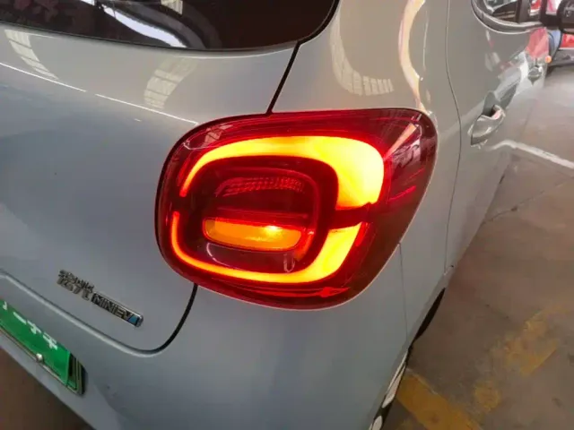 Wuling Hongguang Mini EV — Фото автомобиля 7