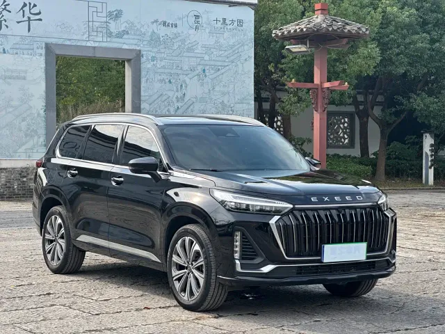 Exeed VX — Фото автомобиля 3