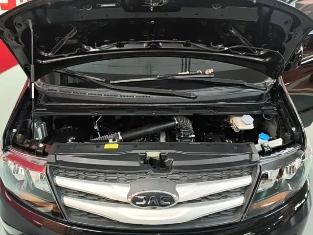 JAC Refine M3 — Фото автомобиля 19