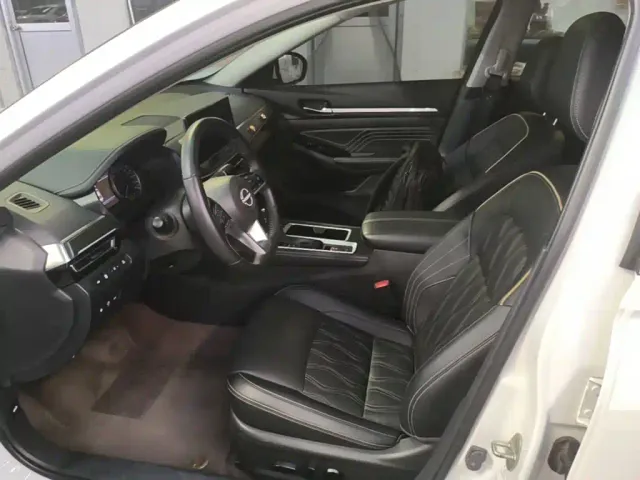 Nissan Teana — Фото автомобиля 14