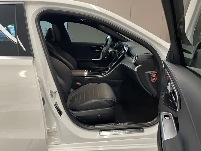 Mercedes-Benz C-Class — Фото автомобиля 18