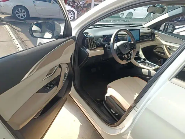 BYD Song Pro — Фото автомобиля 15
