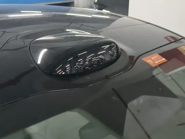 Xiaomi SU7 — Фото автомобиля 14