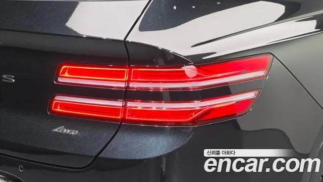 Genesis GV80 — Фото автомобиля 8