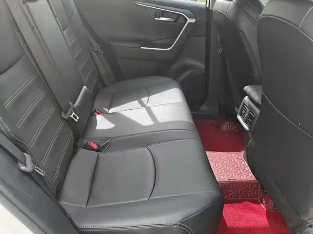 Toyota Wildlander — Фото автомобиля 6