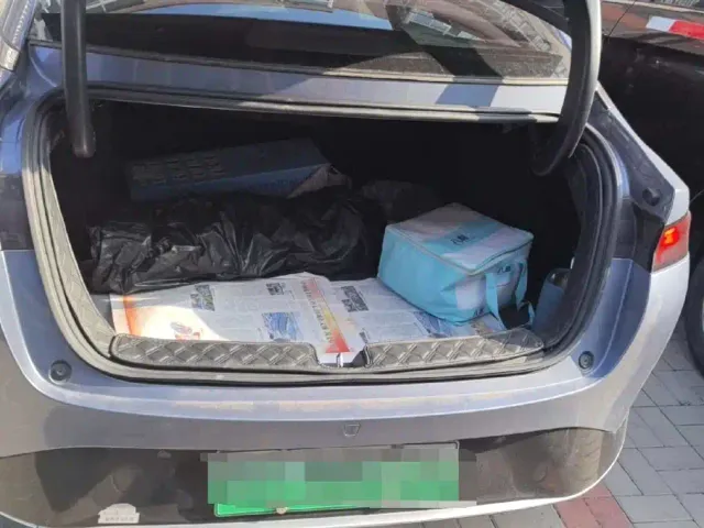 Xpeng P5 — Фото автомобиля 12