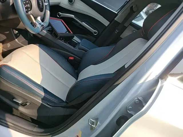 BYD Yuan PLUS — Фото автомобиля 10