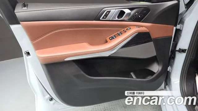 BMW X5 xDrive 40i M Sport — Фото автомобиля 21