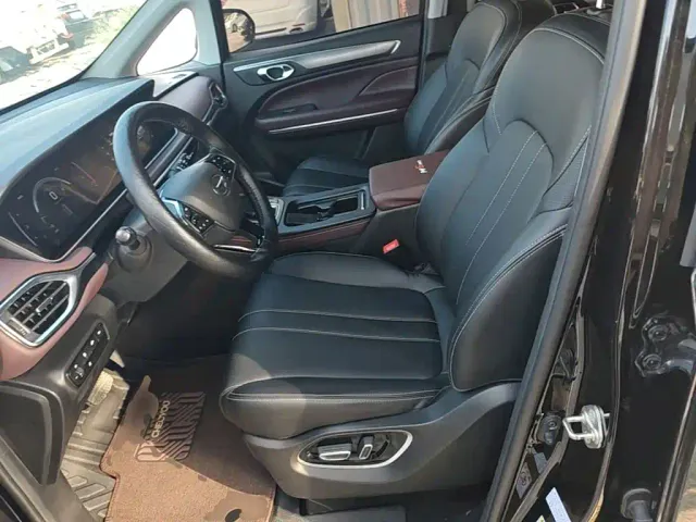 GAC Trumpchi M6 — Фото автомобиля 14