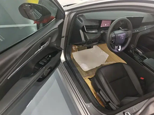 Toyota Camry — Фото автомобиля 15