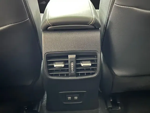 Toyota Corolla — Фото автомобиля 8