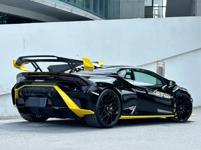 Lamborghini Huracan — Фото автомобиля 9