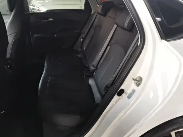 Changan Eado — Фото автомобиля 16