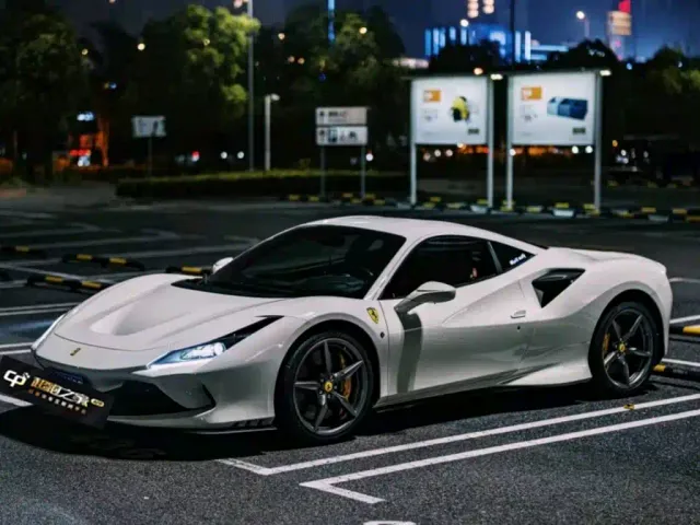 Ferrari F8 — Фото автомобиля 2
